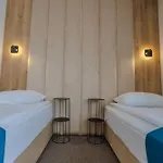 Family Deja Vu Hotel