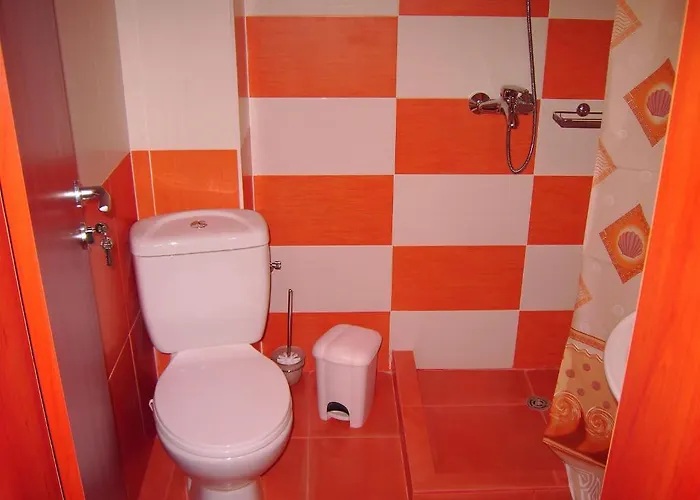 Family Deja Vu Ravda